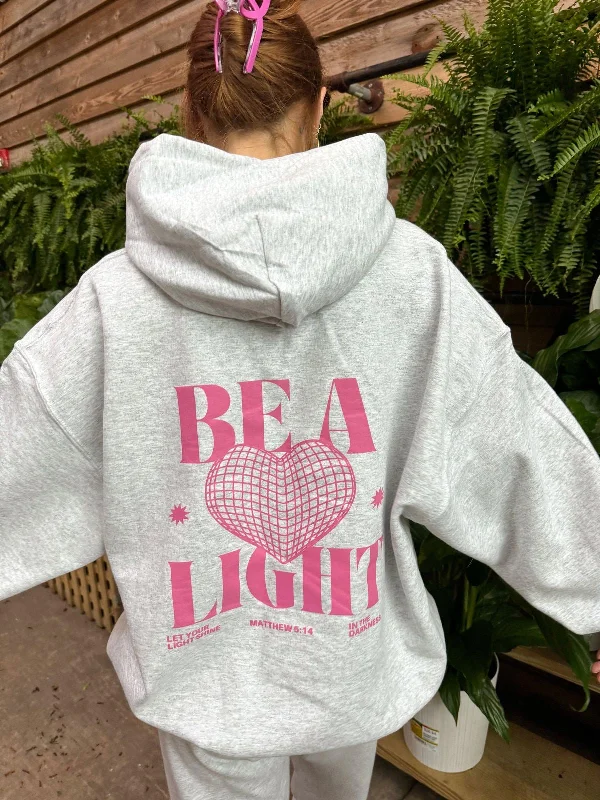 Be a light hoodie oversized